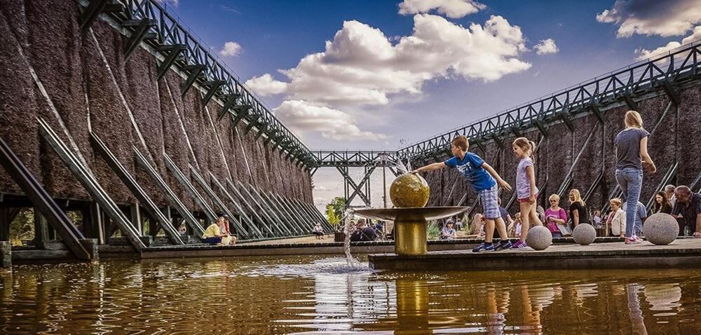 Pokoje Hotelowe Lupus Gołdap Exterior foto