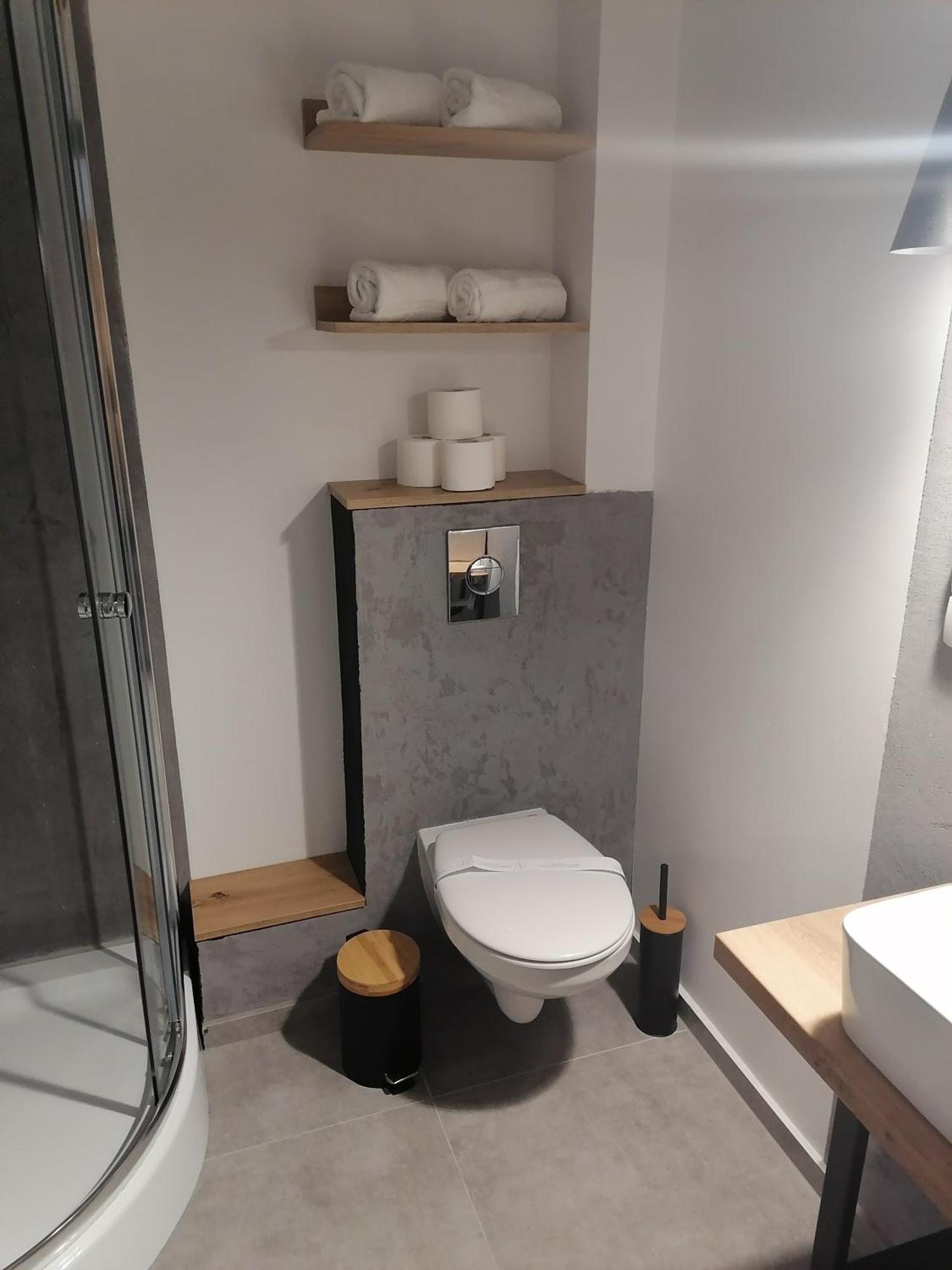 Pokoje Hotelowe Lupus Gołdap Exterior foto