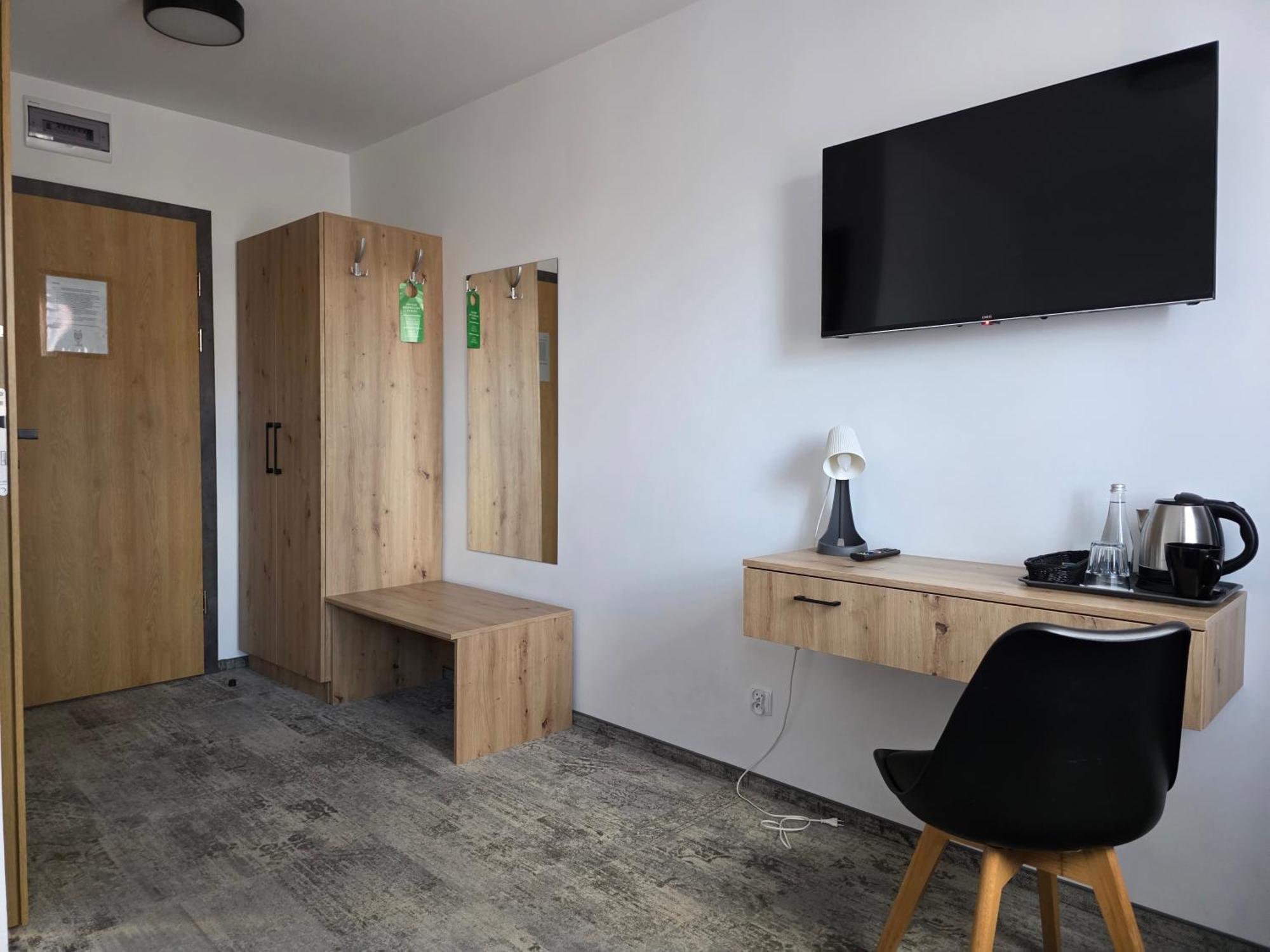 Pokoje Hotelowe Lupus Gołdap Exterior foto